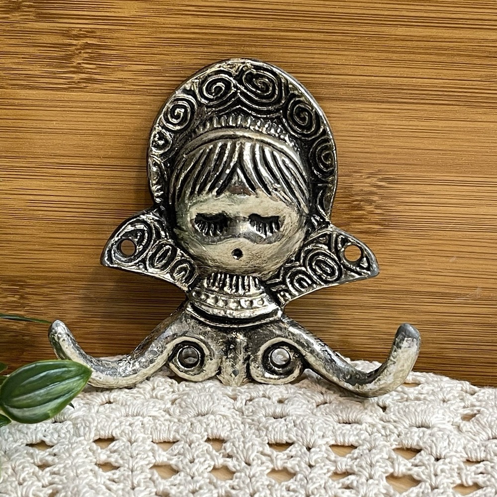 Vintage 1967 American Tack & Hardware Angel Wall Hook MCM Mod Girl Silver Tone